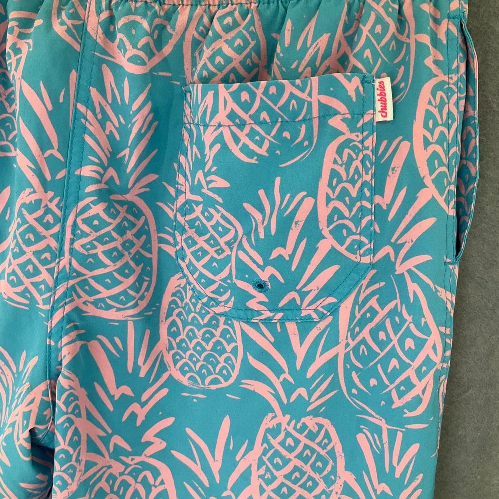 Chubbies Men's Swim Trunks Shorts Pineapple Print Blue‎ Pink Large L